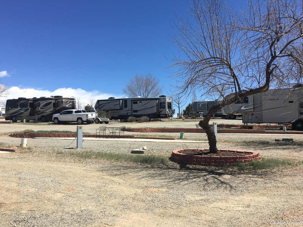 Campsites at Santa Fe Skies RV Park